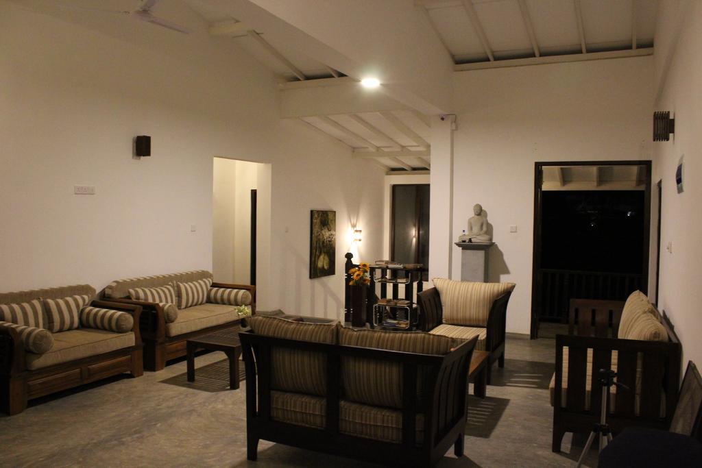 Santori Unawatuna Luaran gambar