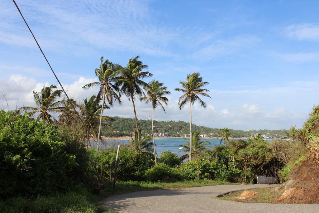 Santori Unawatuna Luaran gambar
